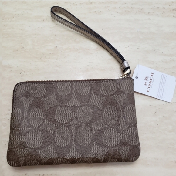 Leather Coach wristlet - Picture 2 of 2